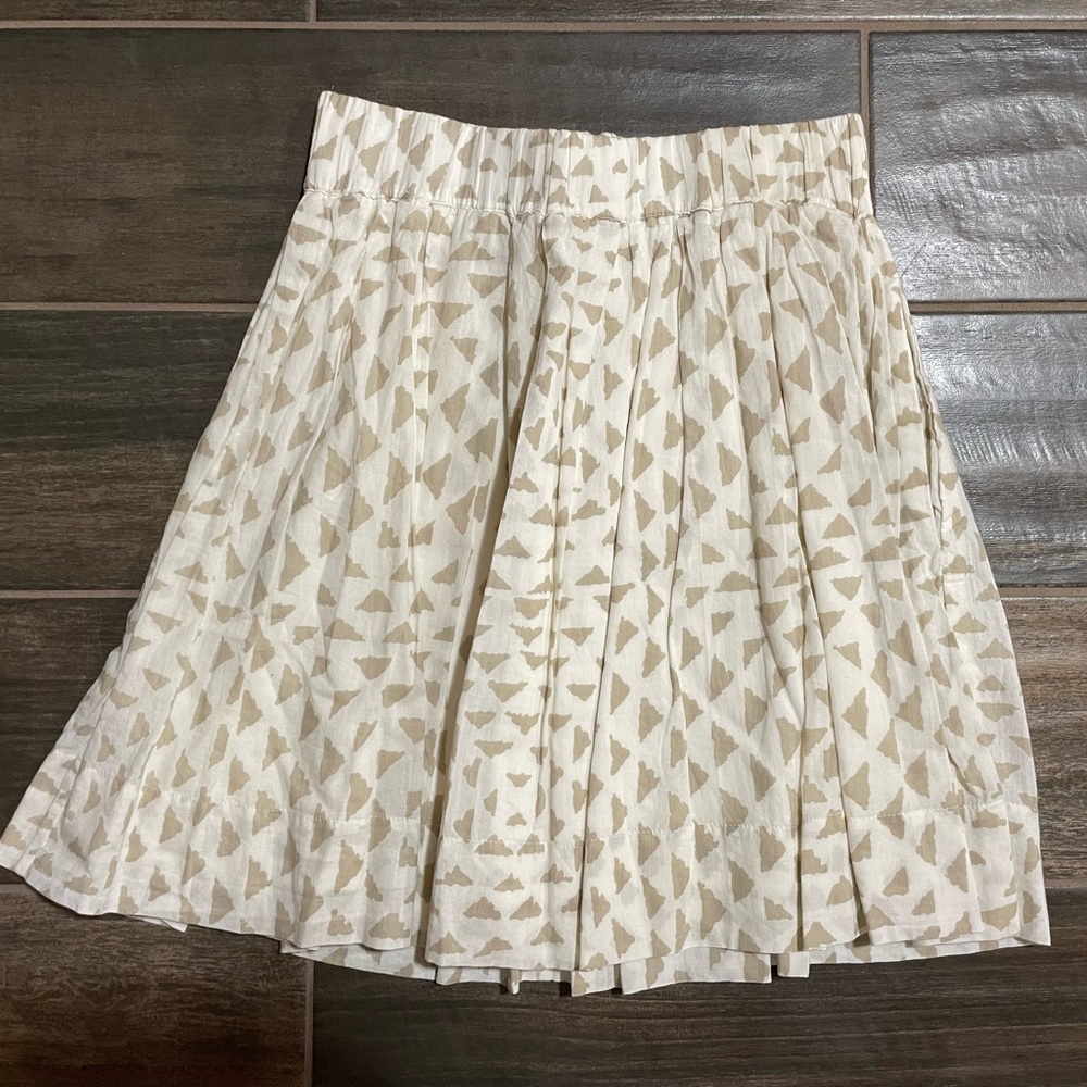 Club Monaco cotton pleated skirt, size XS, EUC